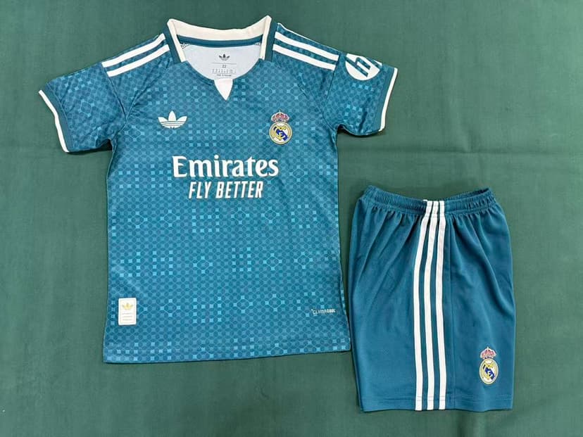 Real Madrid Away Kit for Adult 2026/27 — photo 1