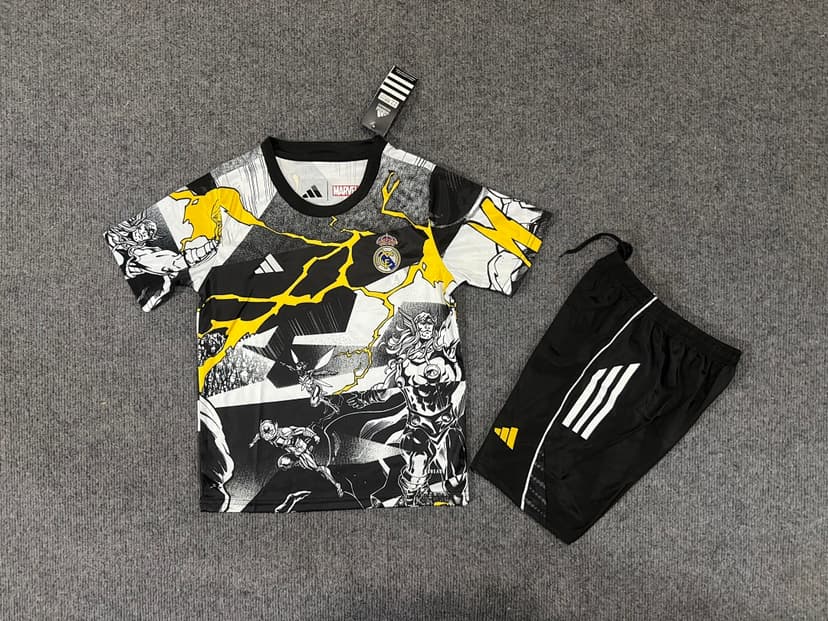 Real Madrid Kit for Kids 2026/27 — photo 1