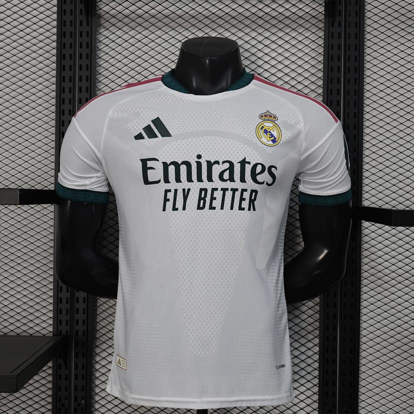 Real Madrid Home Jersey — photo 1