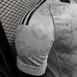 Real Madrid Jersey — photo 2