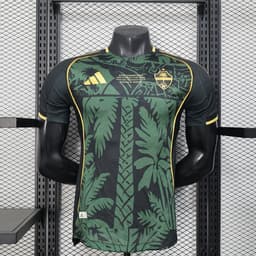 Al Ahli Champions Retro Jersey — photo 1