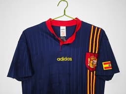 Spain Retro Shirt 1996 Away — photo 3