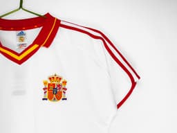 Spain Retro Shirt 2000 Away — photo 2