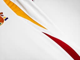Spain Retro Shirt 2006 Away — photo 3