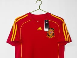 Spain Retro Shirt 2008 Home — photo 3