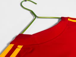 Spain Retro Shirt 2008 Home — photo 4