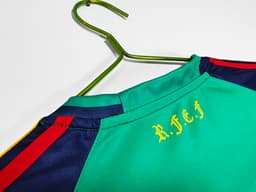 Spain Retro Shirt 2010 Goalkeeper — photo 4