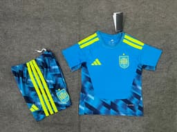 Spain Goalkeeper Kit for Kids 2026 — photo 1