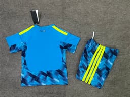Spain Goalkeeper Kit for Kids 2026 — photo 2