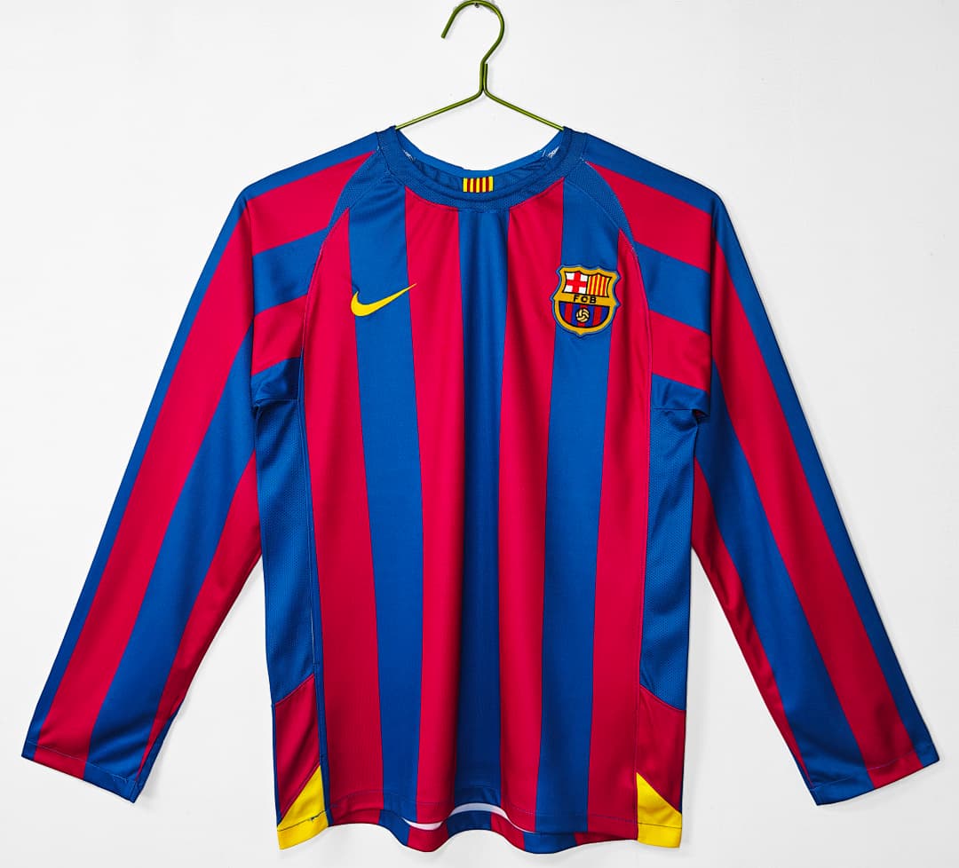 Barcelona Retro Shirt 2005/06 Home Long Sleeve — photo 1