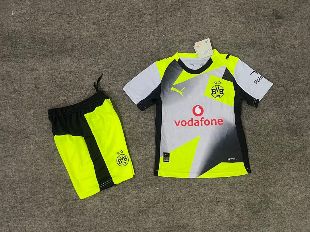 Borussia Dortmund Away Kit for Kids 2025/26 — photo 1