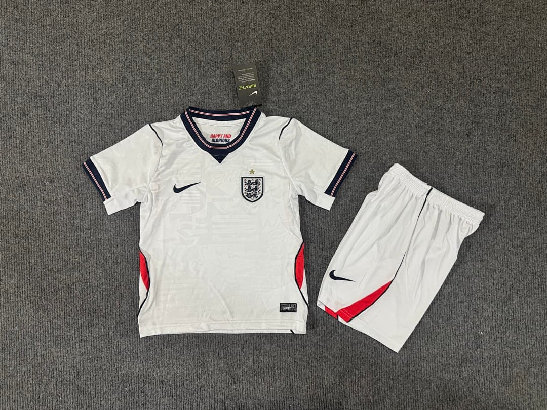 England Home Kit for Kids 2026 — photo 1