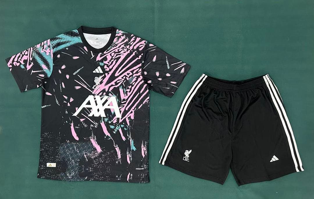 Liverpool Training Kit for Adult 2026/27 — photo 1