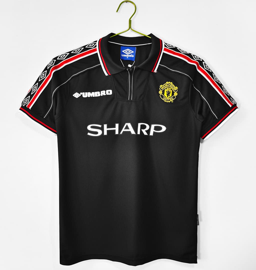 Manchester United Retro Shirt 1998/99 — photo 1