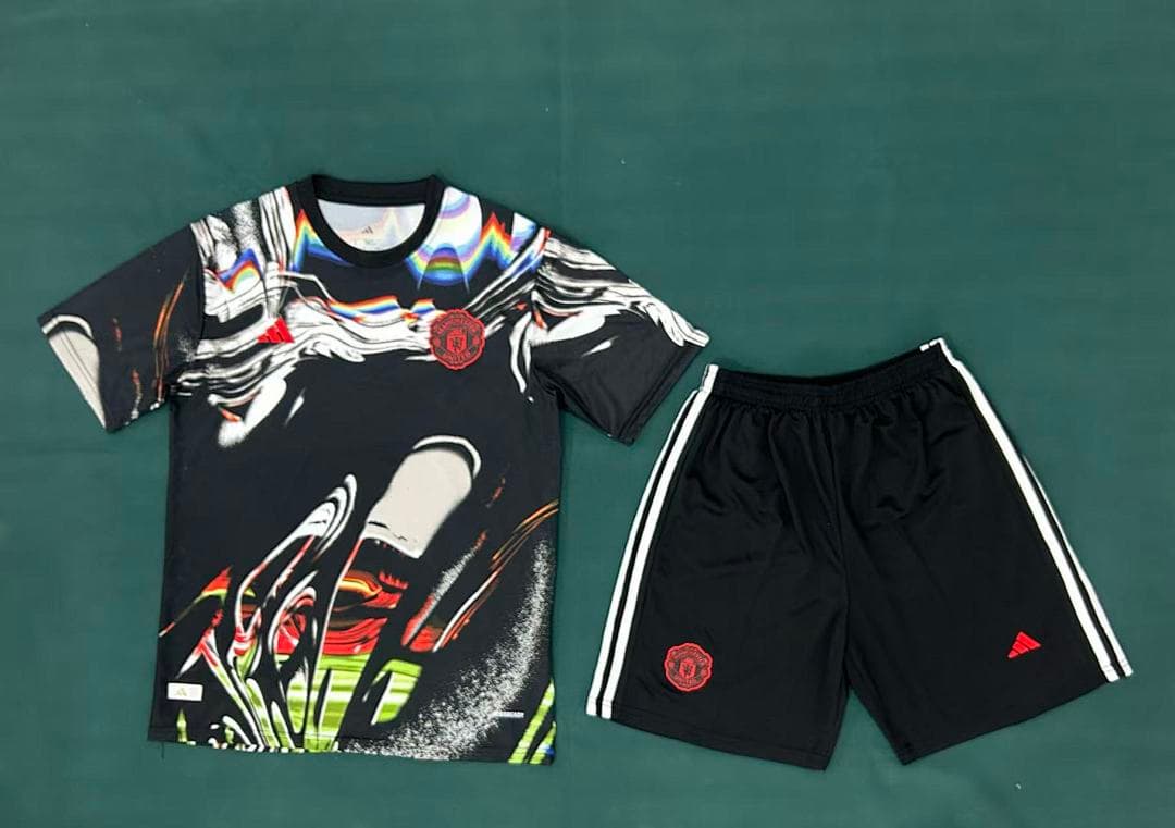 Manchester United Training Kit for Adult 2026/27 — photo 1