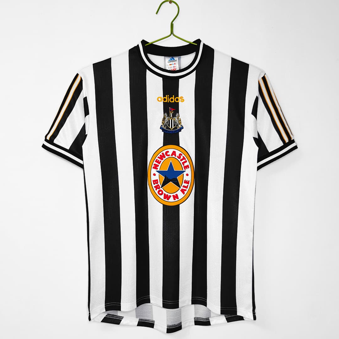 Newcastle United Retro Shirt 1997/99 Home — photo 1