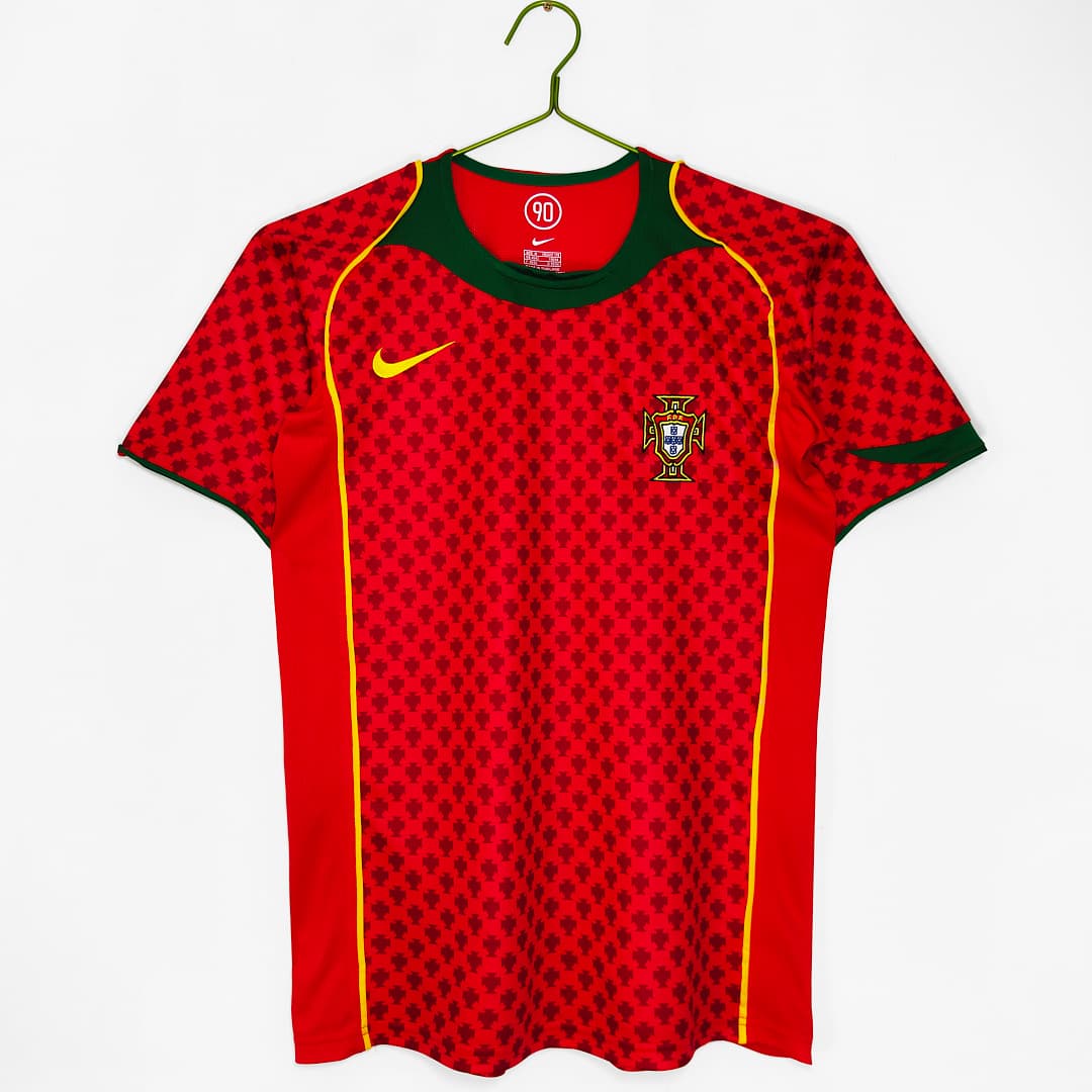 Portugal Retro Shirt 2004 Home — photo 1