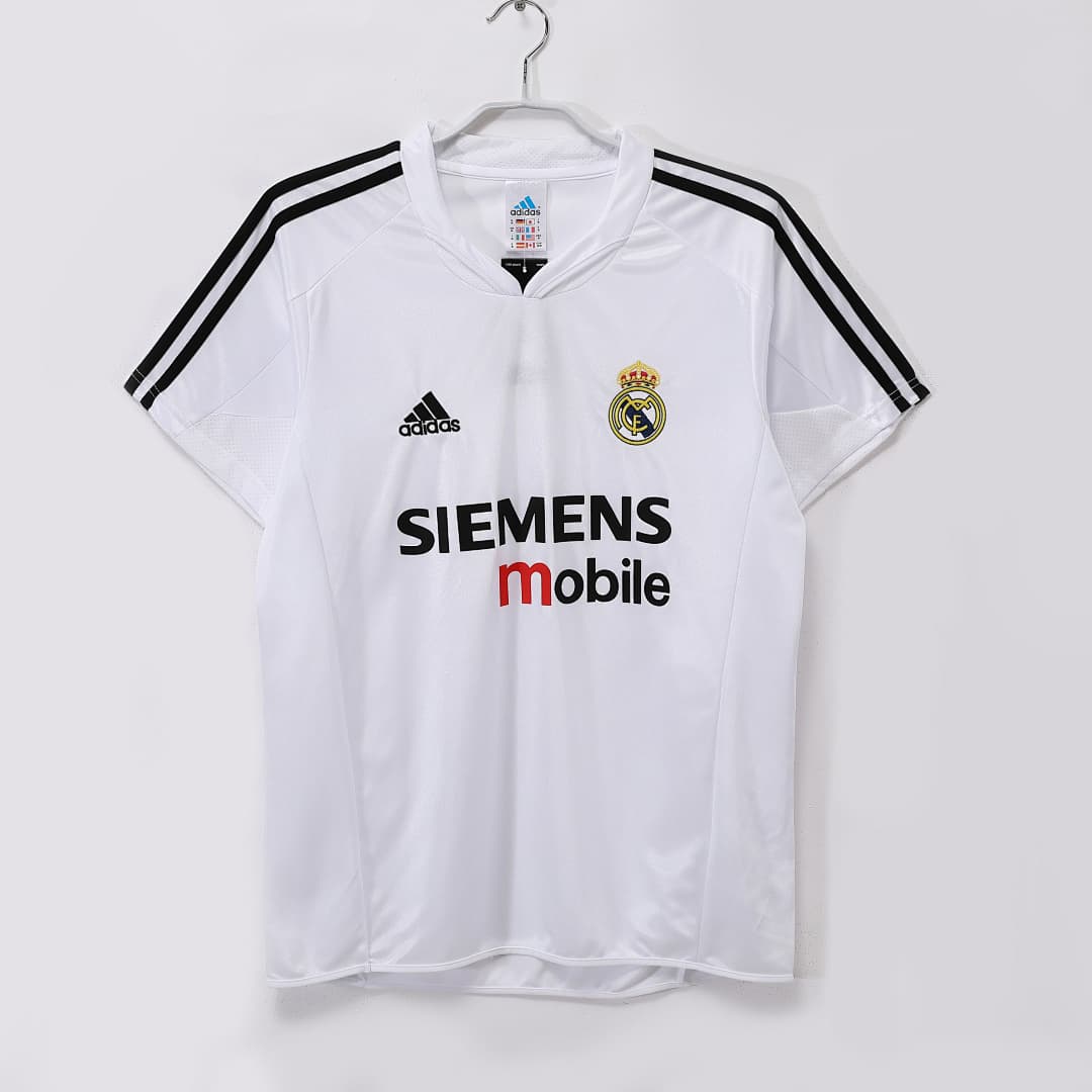 Real Madrid Retro Shirt 2004/05 Home — photo 1