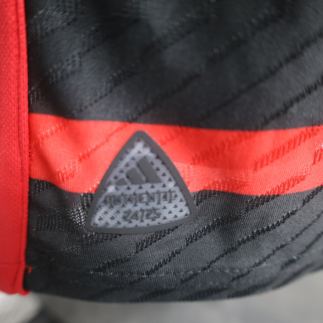 Flamengo Home Jersey 2024/25 — photo 3
