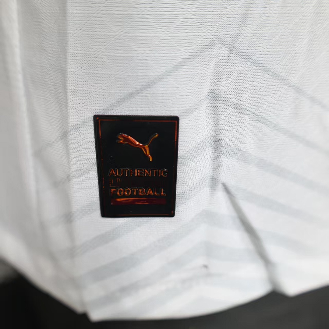 RB Leipzig Home Jersey 2025/26 — photo 4