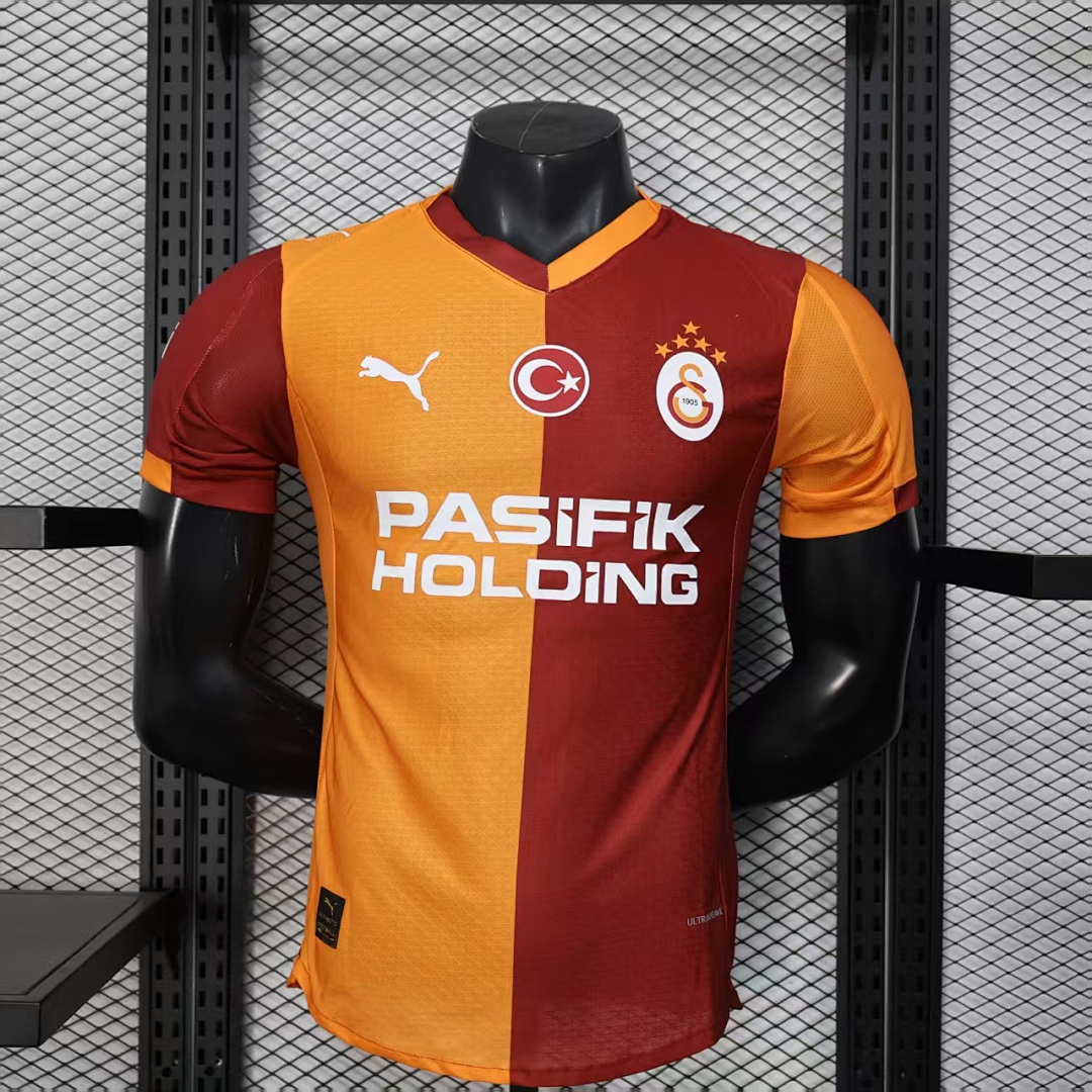 Galatasaray Home Jersey 2025/26 — photo 1