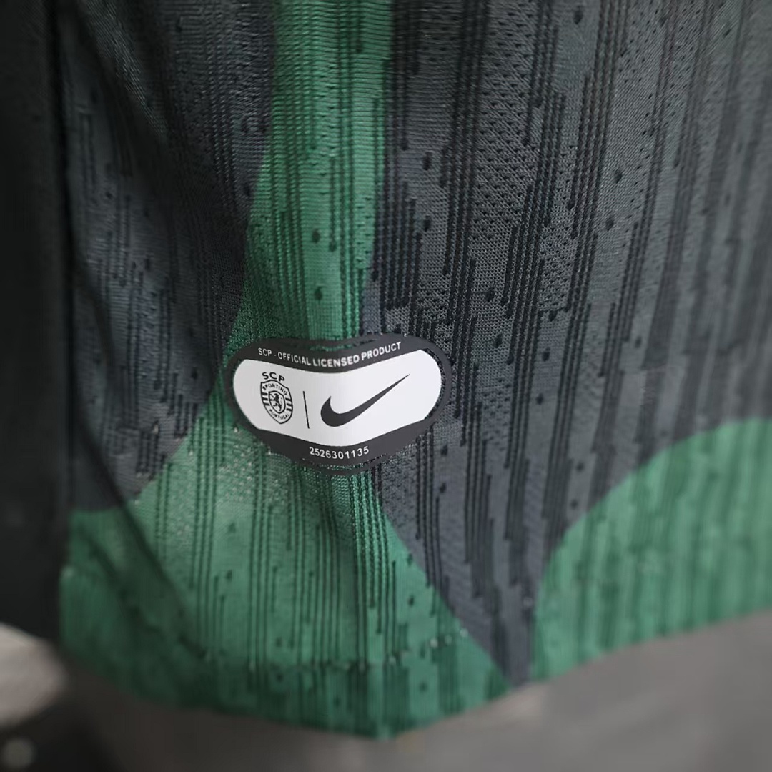 Sporting CP Third Jersey 2025/26 — photo 3