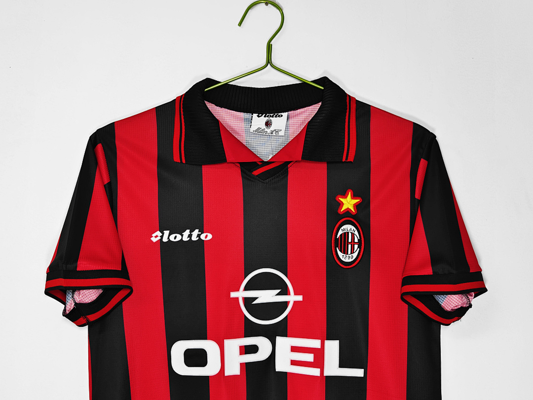 AC Milan Retro Shirt 1997/98 Home — photo 2