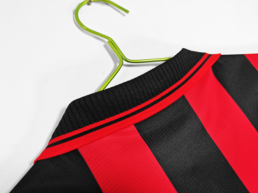 AC Milan Retro Shirt 1997/98 Home — photo 4