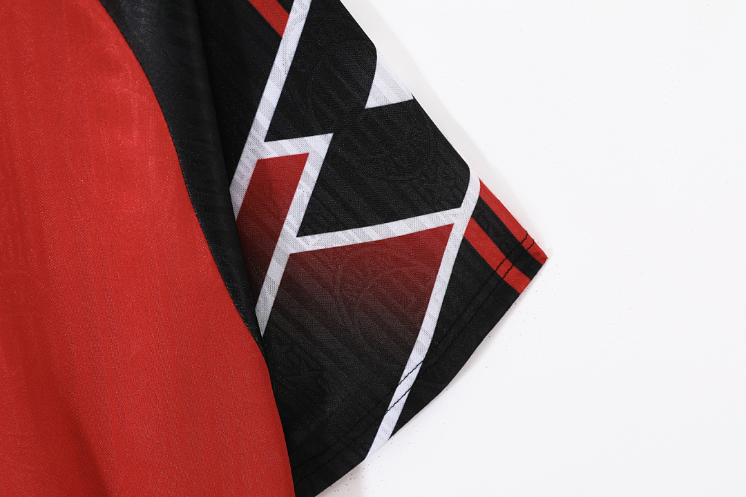 AC Milan Retro Shirt 1997/98 Third — photo 4