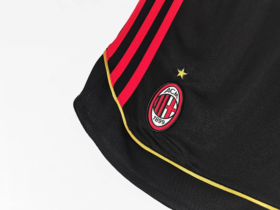 AC Milan Retro Shirt 2006/07 Home — photo 4