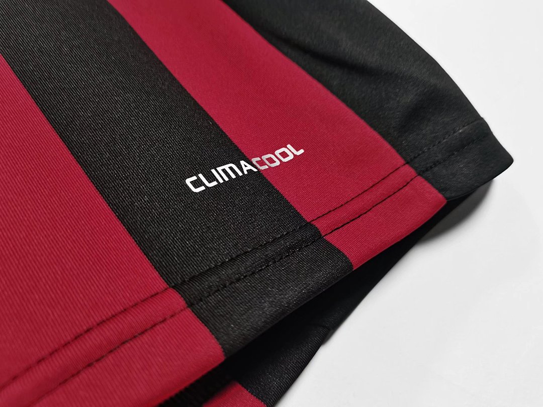 AC Milan Retro Shirt 2009/10 Home — photo 4