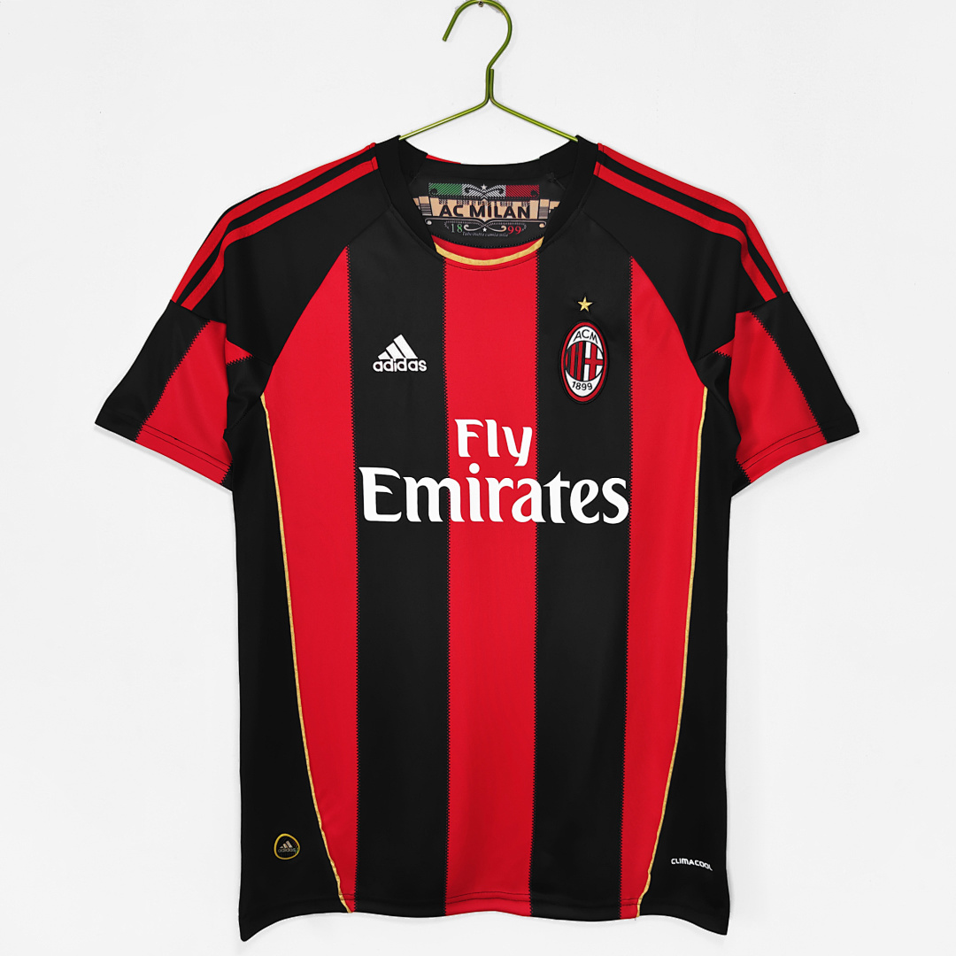 AC Milan Retro Shirt 2010/11 Home — photo 1