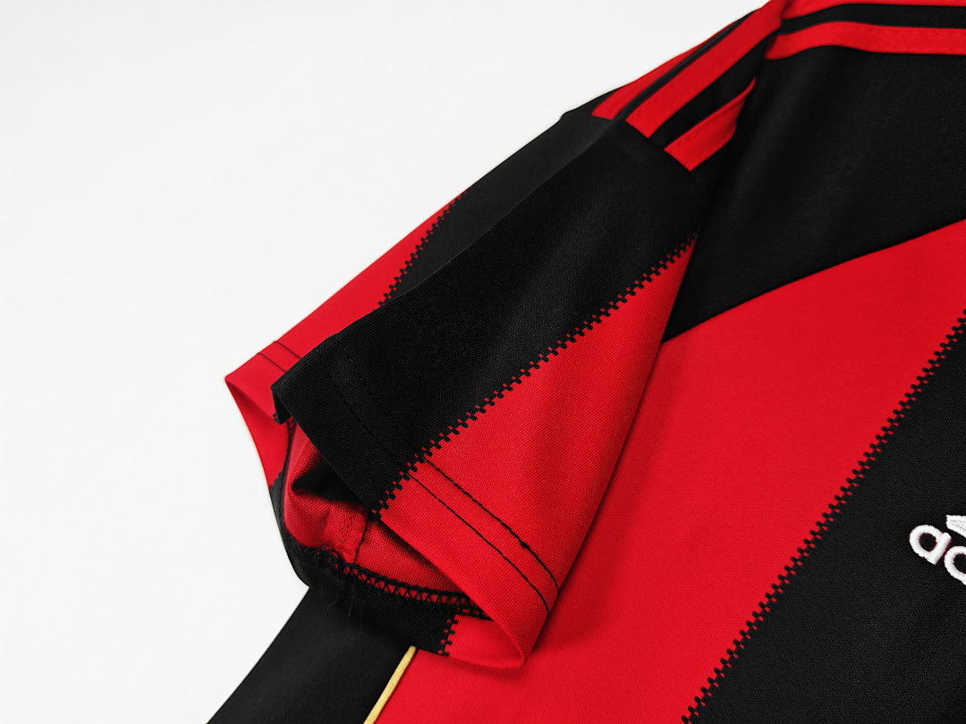 AC Milan Retro Shirt 2010/11 Home — photo 2