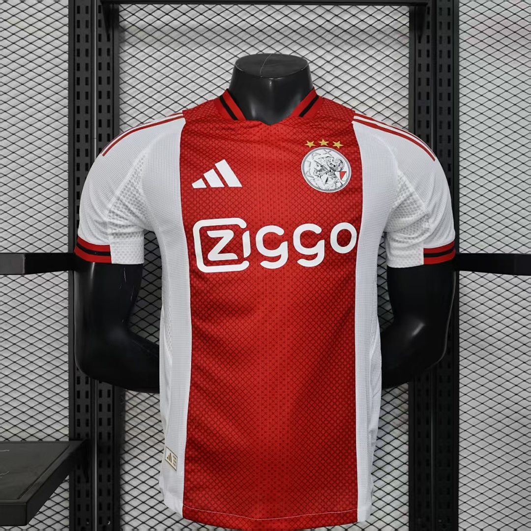 Ajax Home Jersey 2025/26 — photo 1