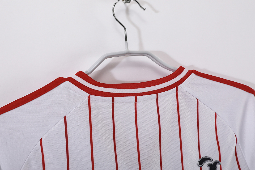 Arsenal Retro Shirt 2025 — photo 3