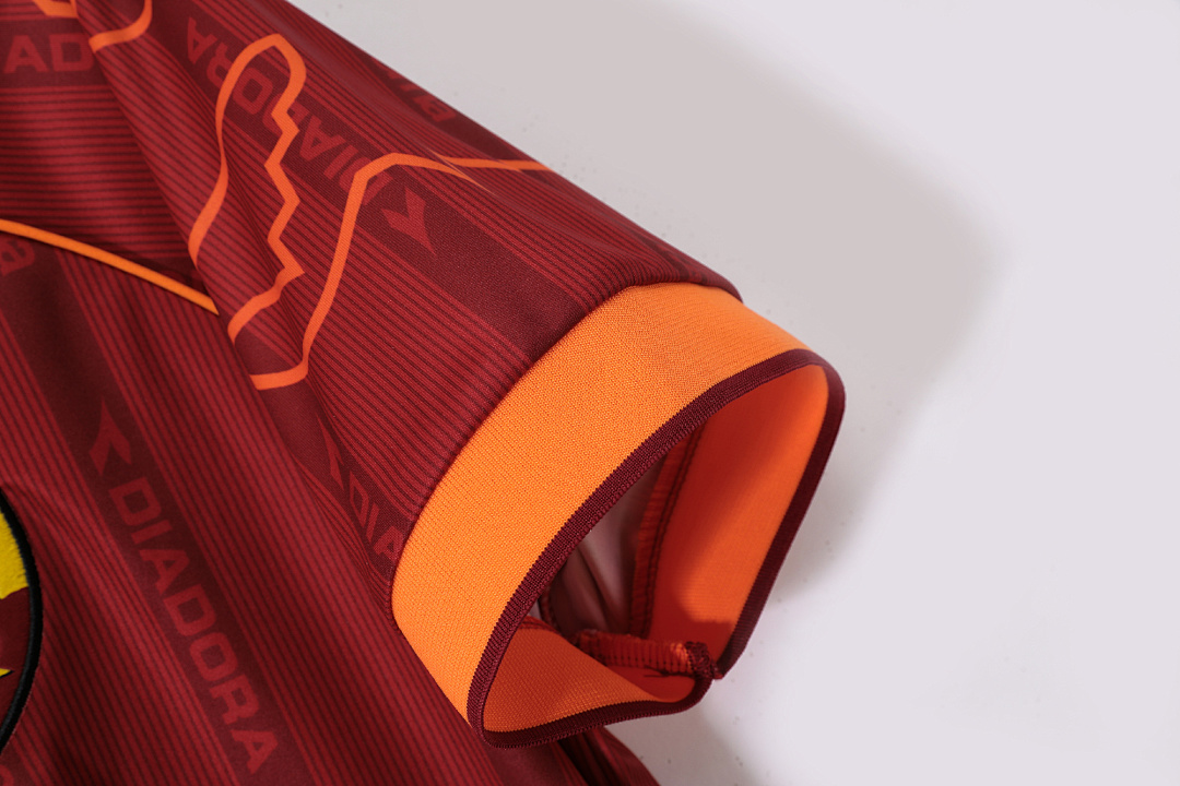 AS Roma Retro Shirt 1999/00 Home — photo 4