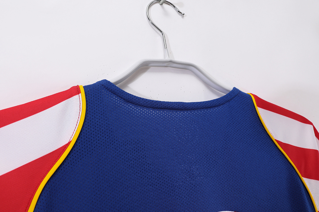 Atletico Madrid Retro Shirt 2004/05 Home — photo 2