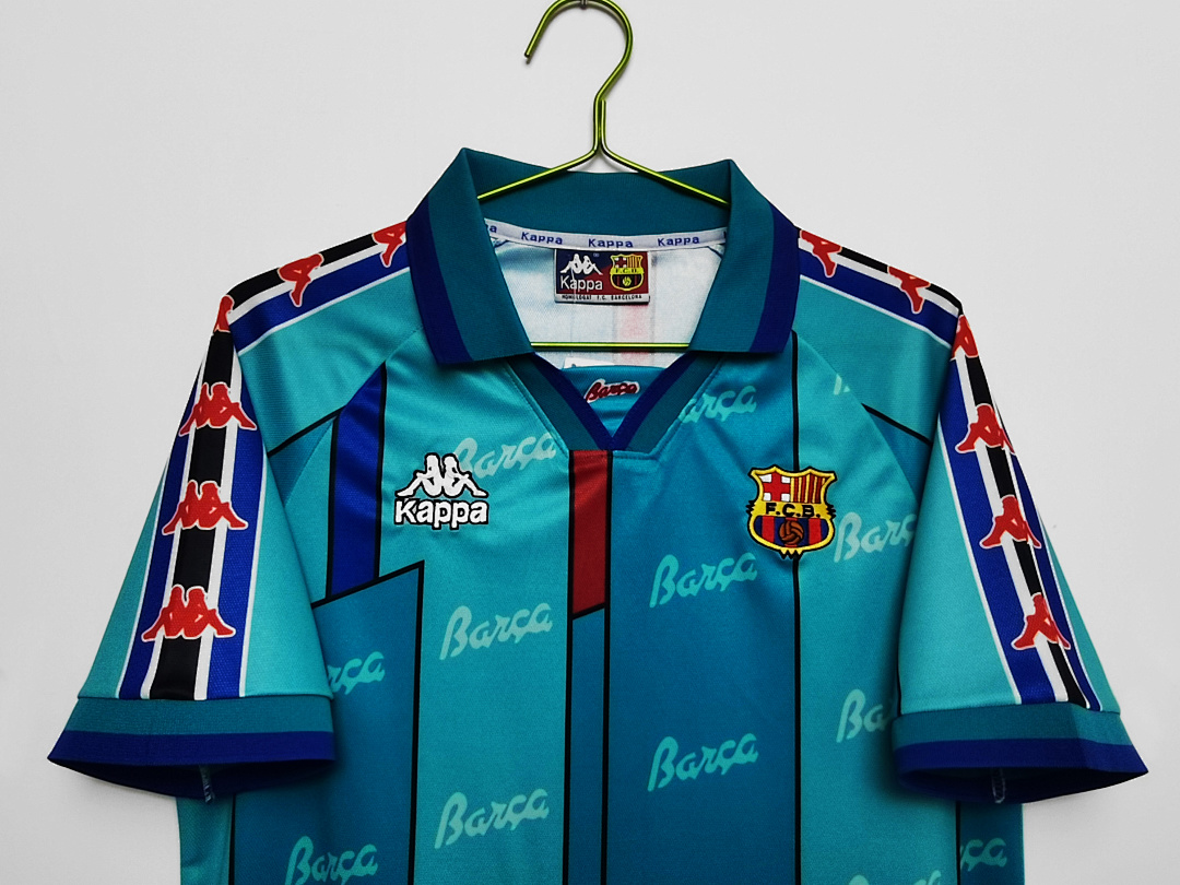 Barcelona Retro Shirt 1995/97 Away — photo 4