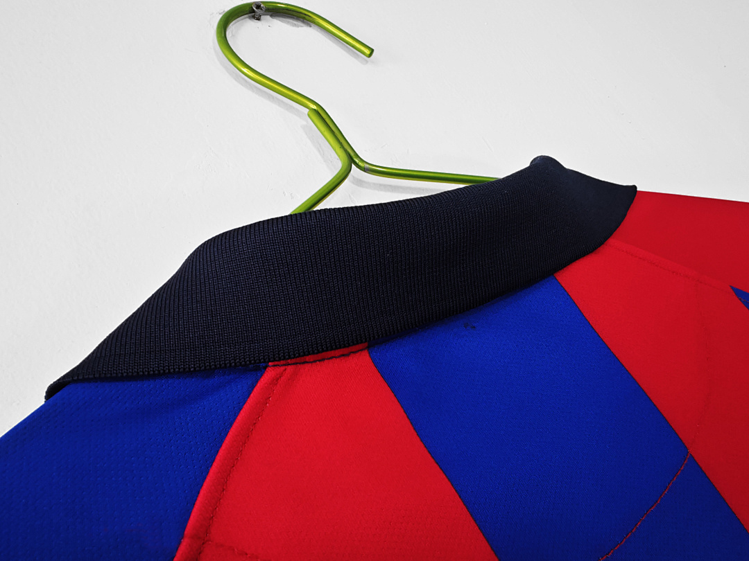 Barcelona Retro Shirt 2001/02 Home — photo 2
