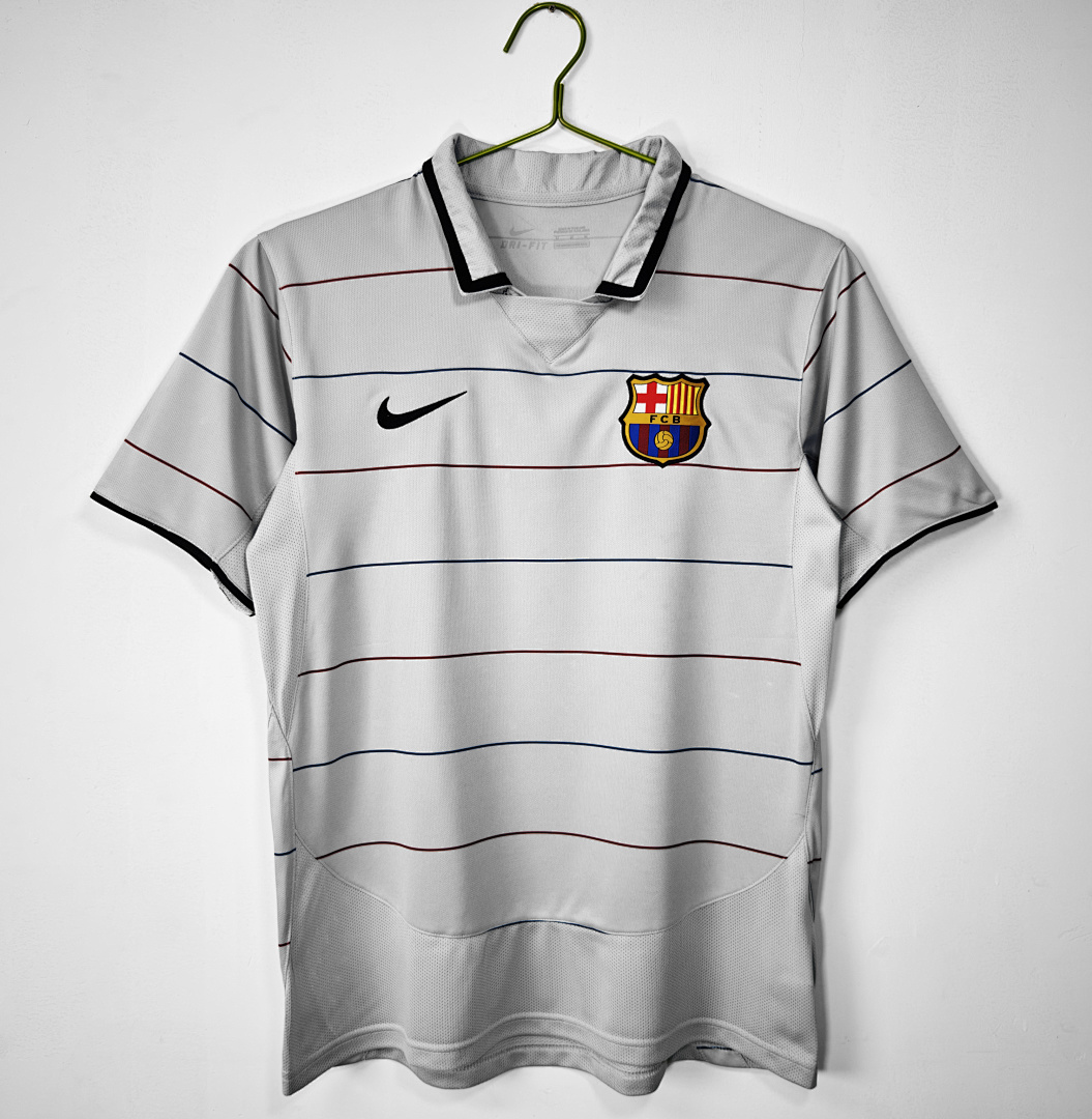 Barcelona Retro Shirt 2003/04 Away — photo 1