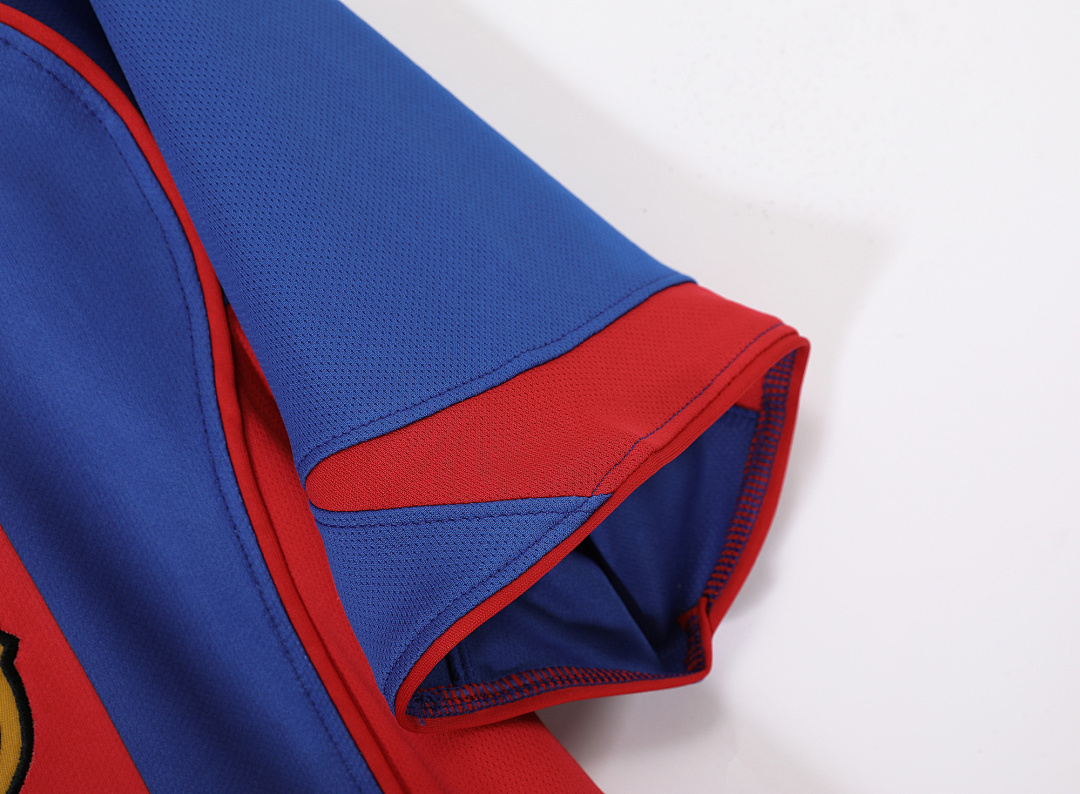 Barcelona Retro Shirt 2004/05 Home — photo 4