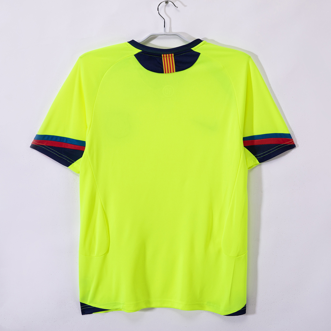 Barcelona Retro Shirt 2005/06 Away — photo 3