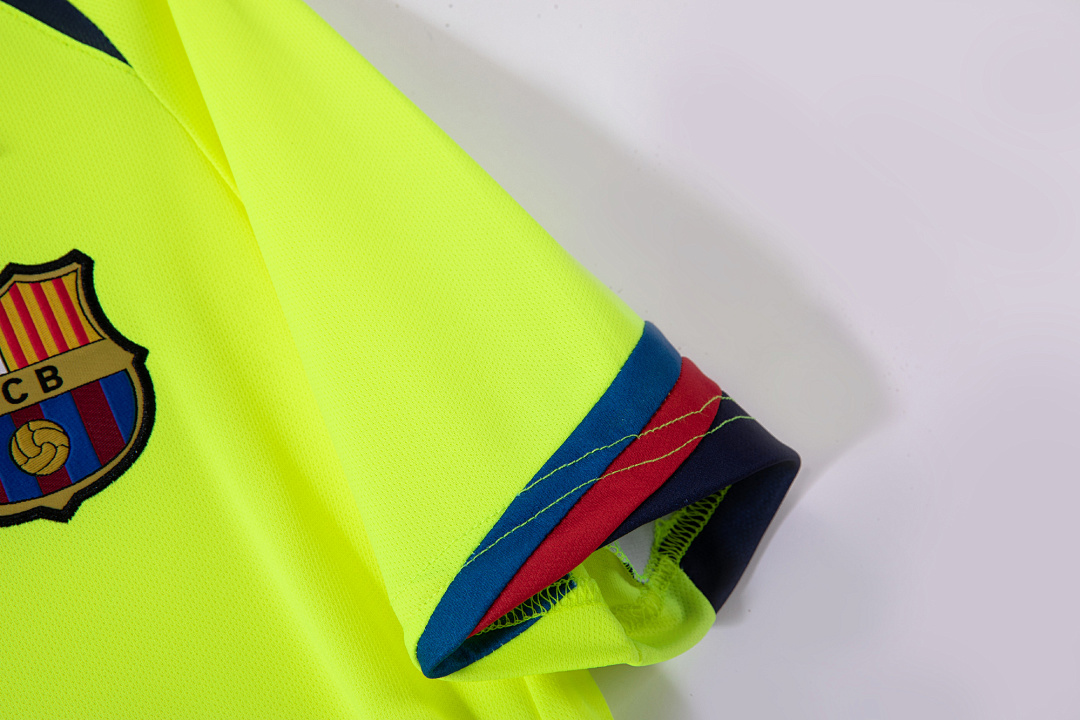 Barcelona Retro Shirt 2005/06 Away — photo 4