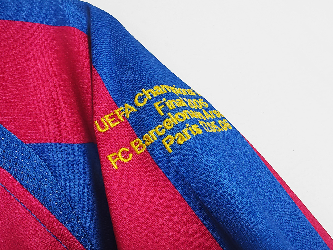 Barcelona Retro Shirt 2005/06 Home Long Sleeve — photo 2