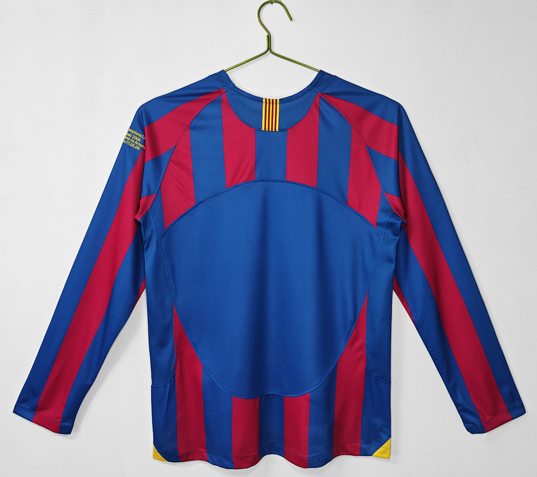 Barcelona Retro Shirt 2005/06 Home Long Sleeve — photo 4