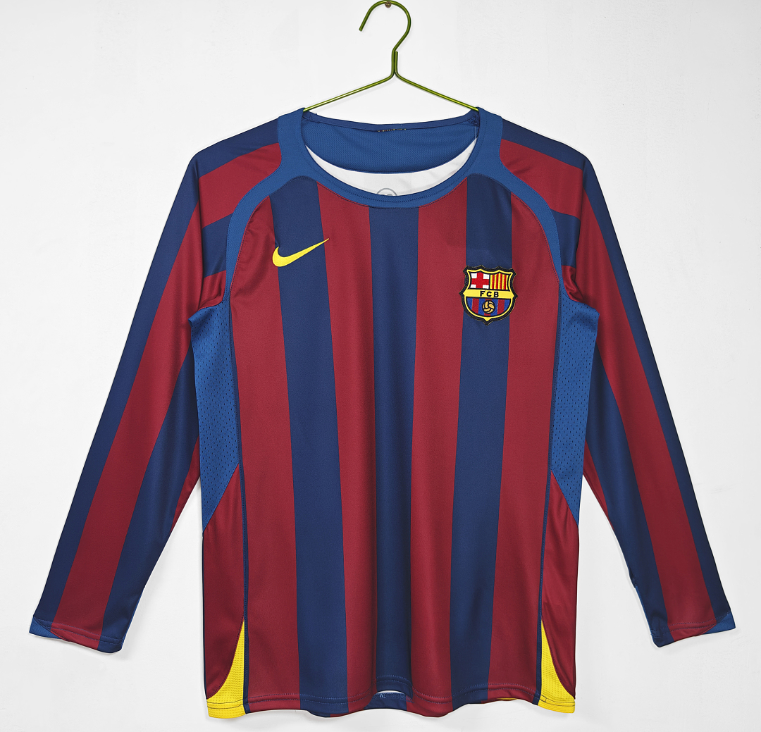 Barcelona Retro Shirt 2005/06 Home Long Sleeve — photo 1