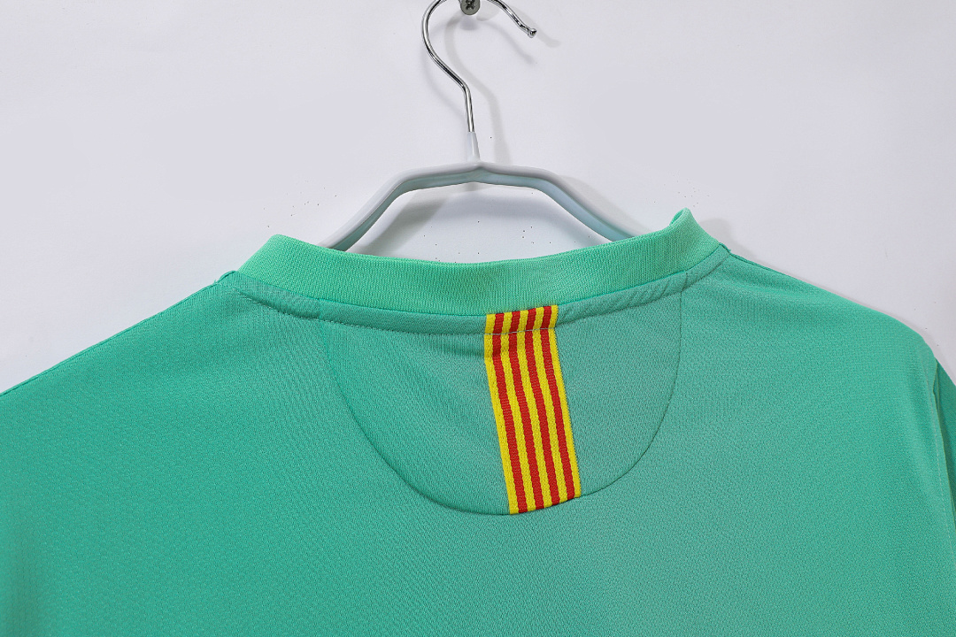 Barcelona Retro Shirt 2010/11 Away — photo 2