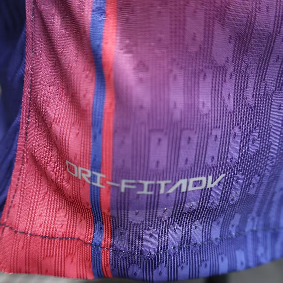 Barcelona Home Jersey 2025/26 Long Sleeve — photo 2