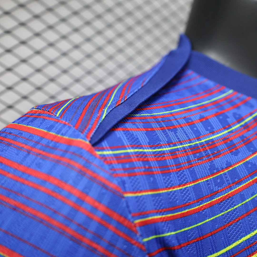 Barcelona Pre-Match Jersey 2025/26 — photo 3