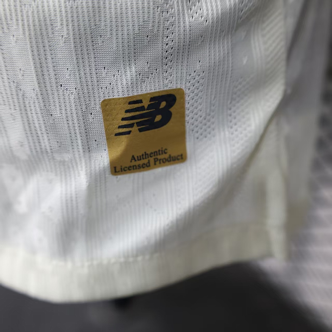 Bayer Leverkusen Away Jersey 2025/26 — photo 3